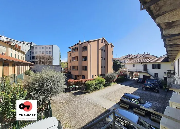 Accogliente Appartamento In Centro A Monza Монца